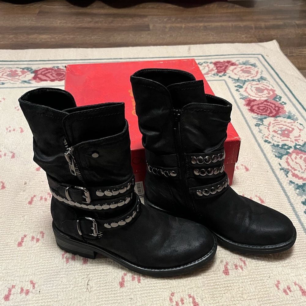 Carlos Santana new mud calf boots